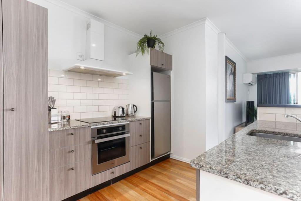 Newly Refurbished Waterfront Apartment! 3320 Auckland Ngoại thất bức ảnh